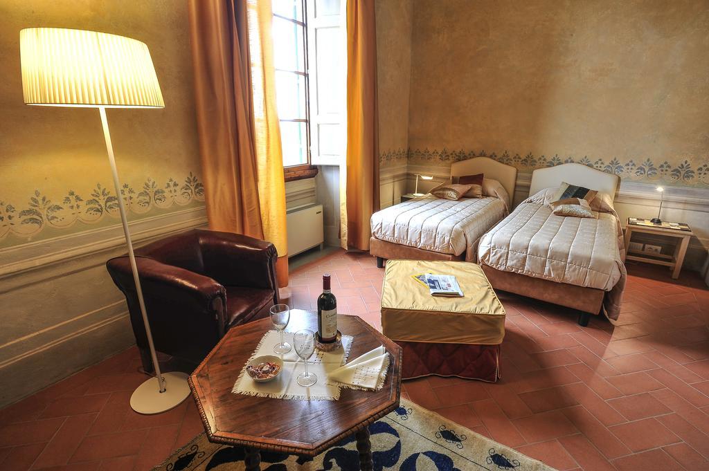Bed and Breakfast Torre Dei Lari Residenza D'Epoca Florencja Pokój zdjęcie