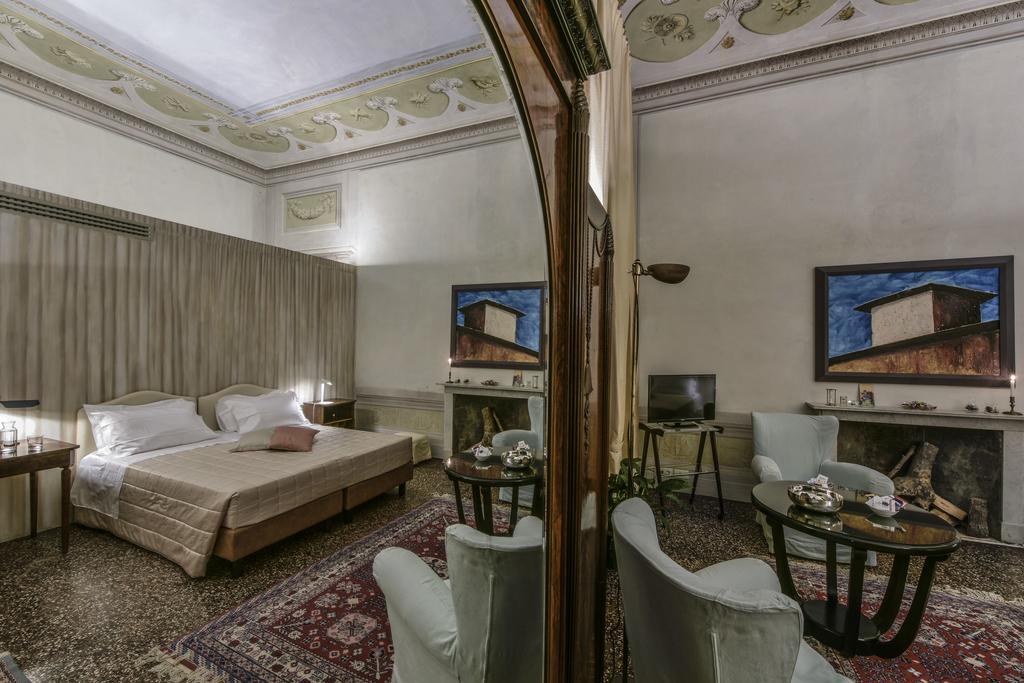 Bed and Breakfast Torre Dei Lari Residenza D'Epoca Florencja Zewnętrze zdjęcie