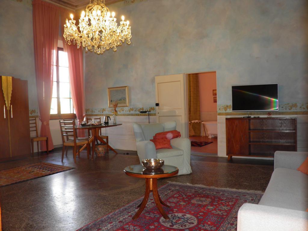 Bed and Breakfast Torre Dei Lari Residenza D'Epoca Florencja Zewnętrze zdjęcie